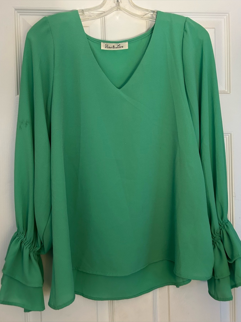 Emerald Green V-Neck Long-Sleeve Blouse